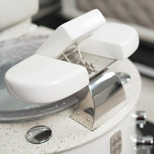 Load image into Gallery viewer, LUX HB550 Pedicure Massage Spa Chair :: Like New CONDITION :: 1 in stock
