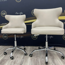 Load image into Gallery viewer, luxury customer rolling chair for salon