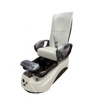 Load image into Gallery viewer, Gulfstream La Tulip 2 :: Brand New Leather :: 0 in stock
