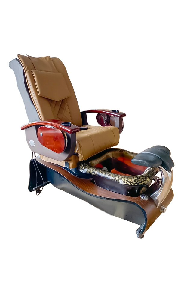 Gulfstream Lavender Pedicure Chair :: Mint Condition New Leather :: 8 in stock