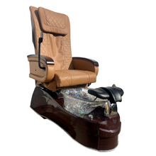 Load image into Gallery viewer, Gulfstream Spa Pedicure Chair :: Mint Condition :: out off stock
