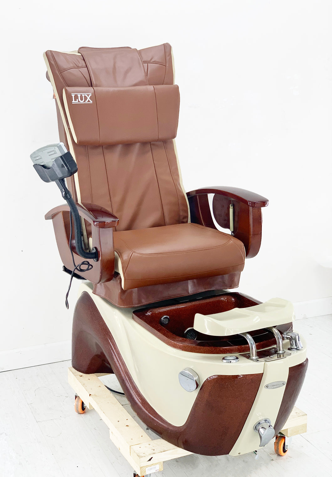 KB Spa Pedicure Chair  - Please call or text us for exactly shipping quote 704 490 3934